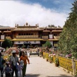 palais-dalai-lama palais-dalai-lama