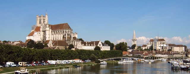 Ville d'Auxerre - Eglise