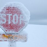 Panneau STOP gelée