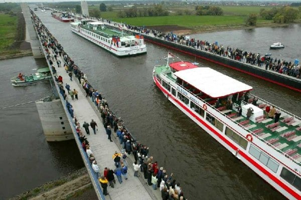 Pont Magdeburg