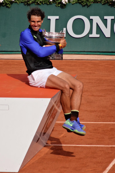 Roland Garros - Nadal avec le trophée
